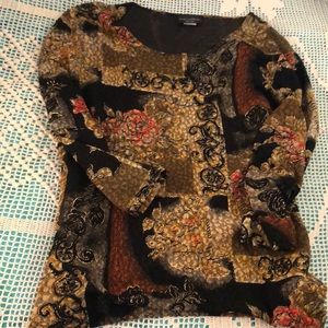 Brittany Black woman 2x top